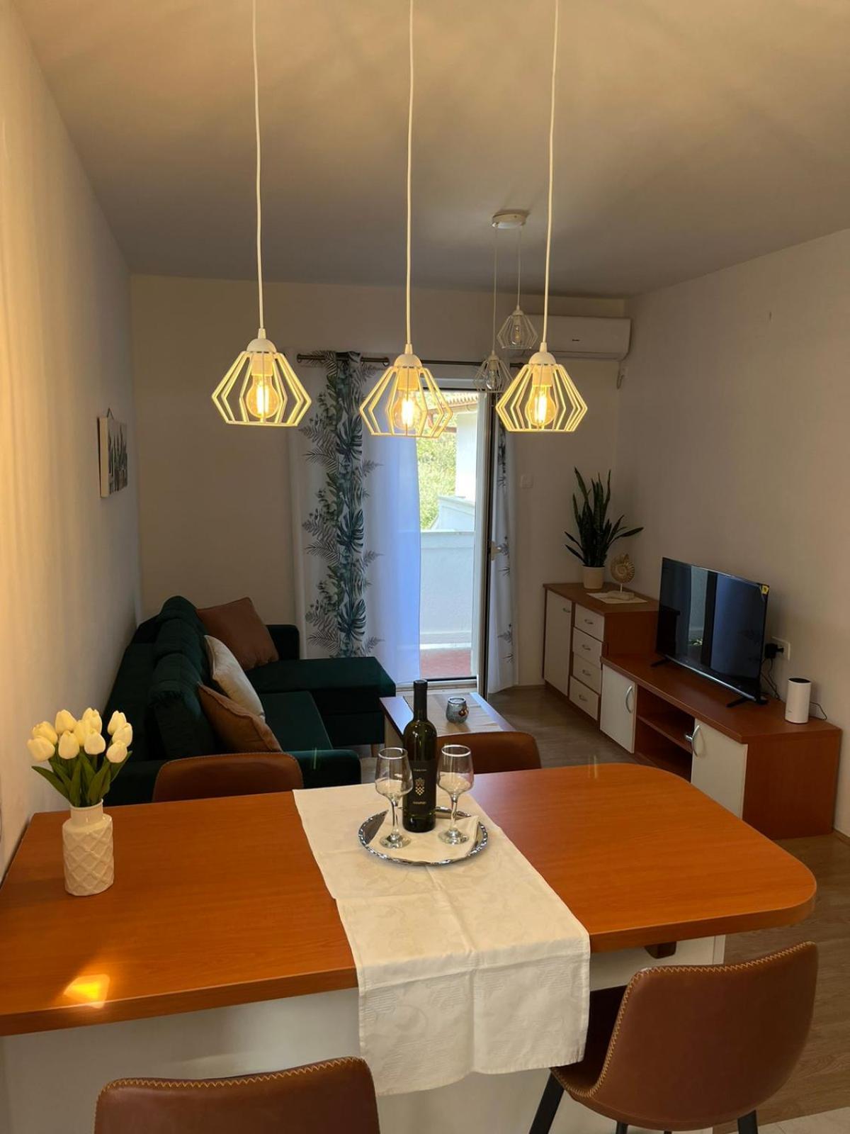 App&Rooms Anica Kampor Eksteriør billede